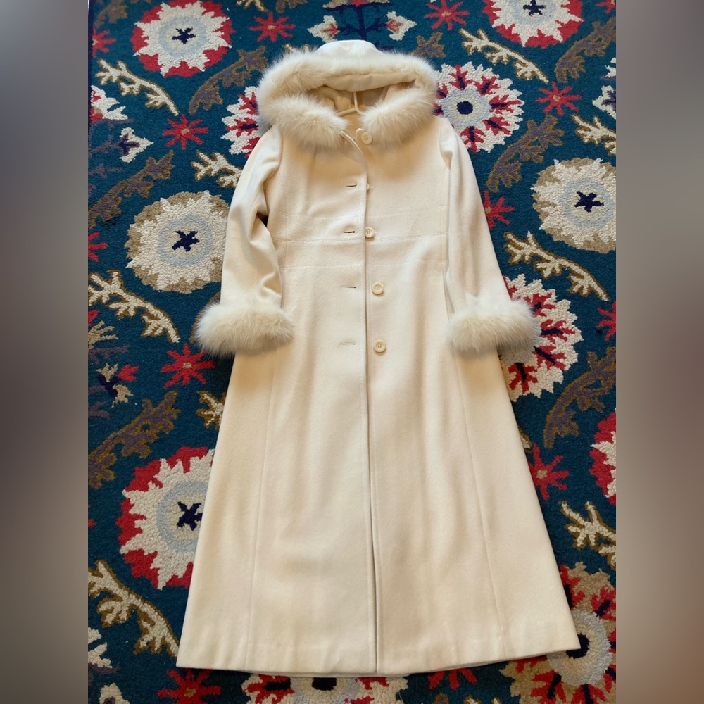 Marvin Richards Crème Ivory Lambswool Coat with Fox Trim